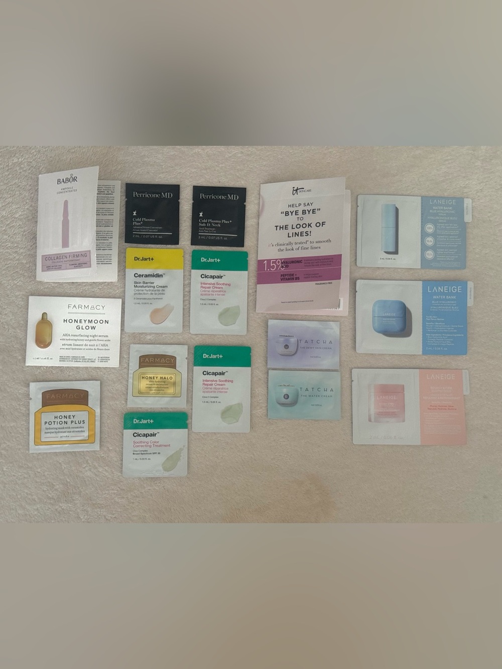 16-Piece Luxury Skincare Sample Collection